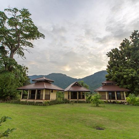 Wopakok Hotel Ban Houapakho Bagian luar foto